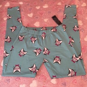 Cat Print Leggings 🐱
